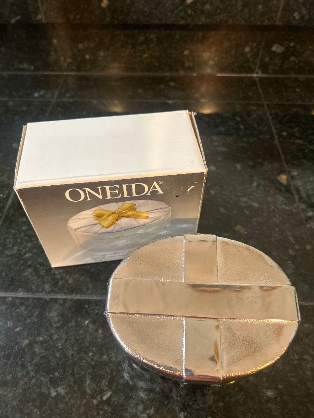 Oneida Silver Box with Gold Ribbon Accent - Picture 3 of 10